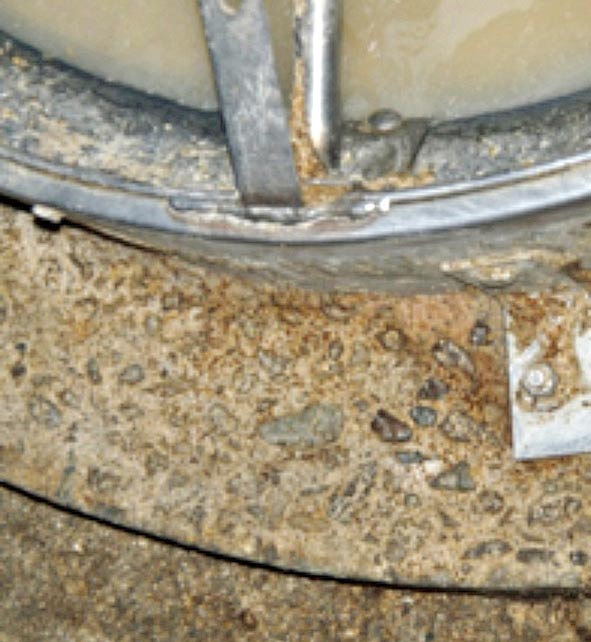 rough floors can damage the coronary band. Check around feeders and drinkers.