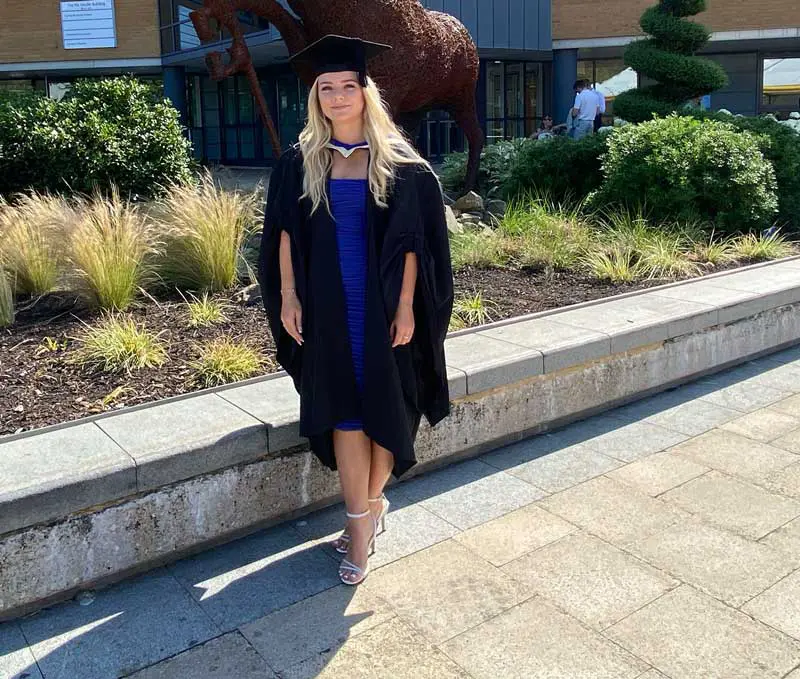 Saffron Barton recommends other new grads to consider joining a graduate scheme.