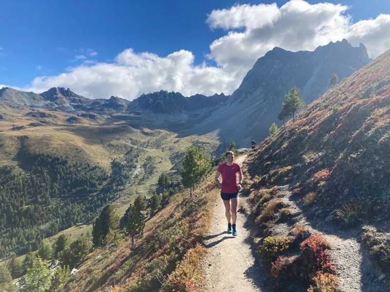 Jasmin Paris on the Sierre Zinal route. Image: Konrad Rawlik